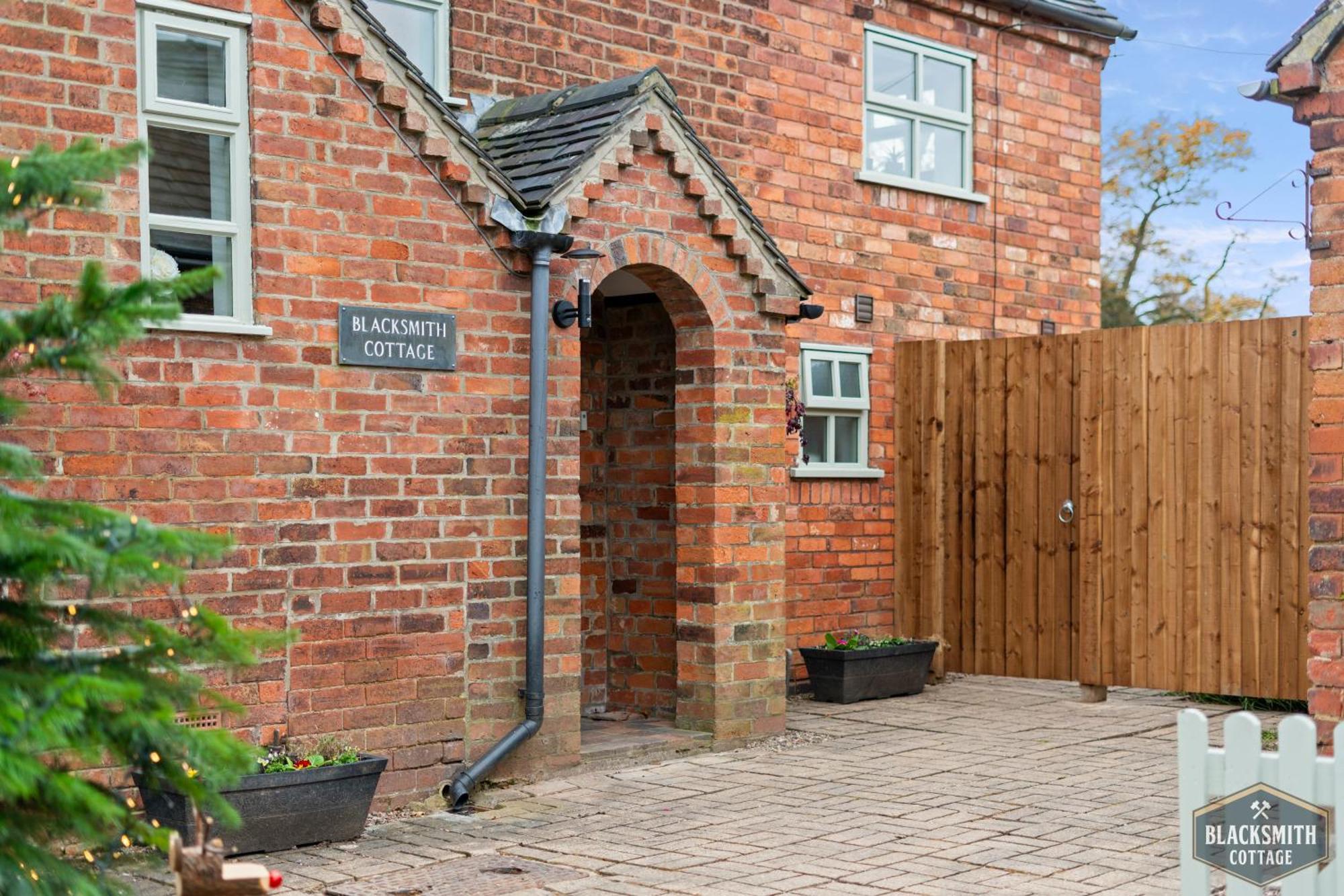 6Br Luxury Cottage, Hot Tubs, Hoar Cross, Staffordshire Newborough  Eksteriør billede